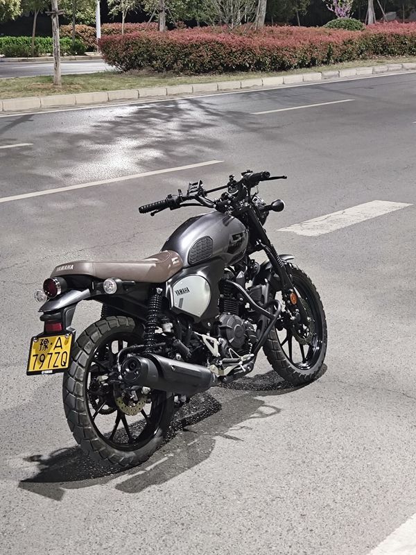 二手建设雅马哈GT150 Fazer