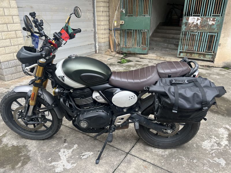 二手凯旋Scrambler 400 X