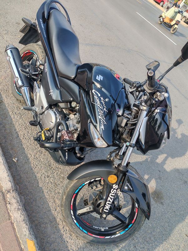 二手豪爵铃木骊驰 GW250