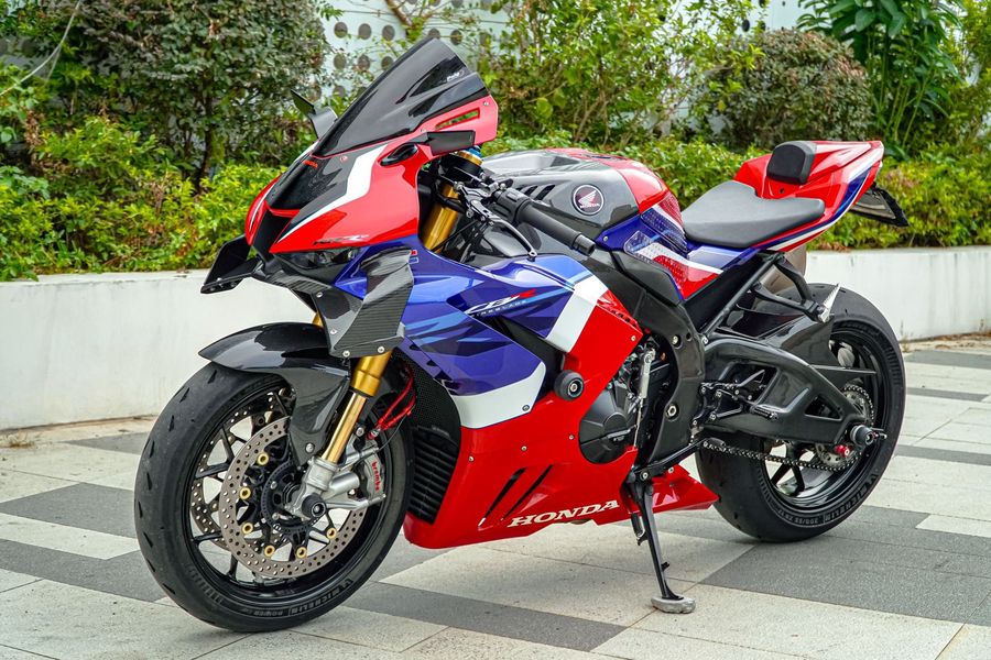 二手本田CBR 1000 RR-R