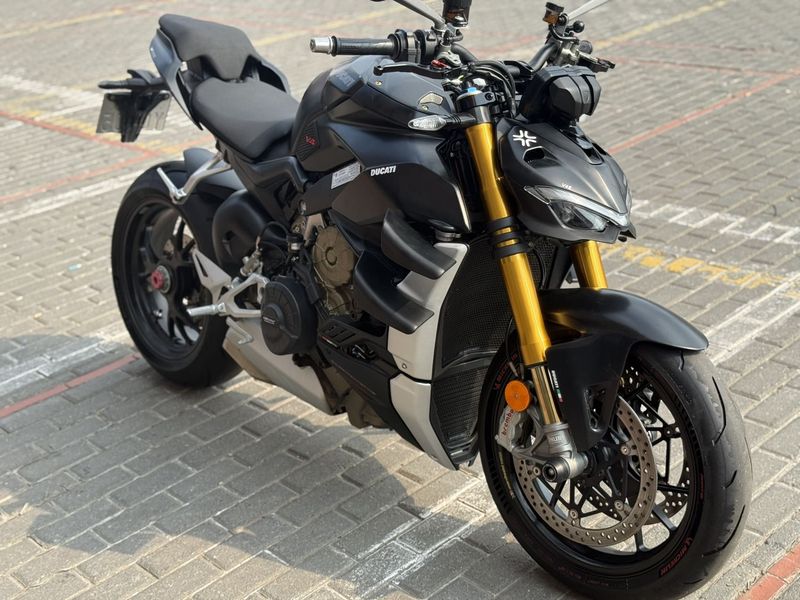 二手杜卡迪Street Fighter V4