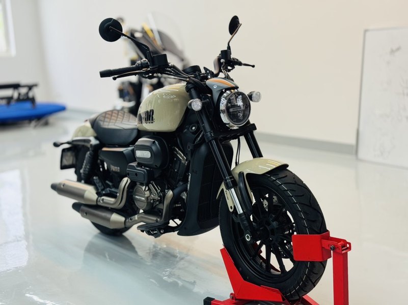二手QJMOTOR闪300