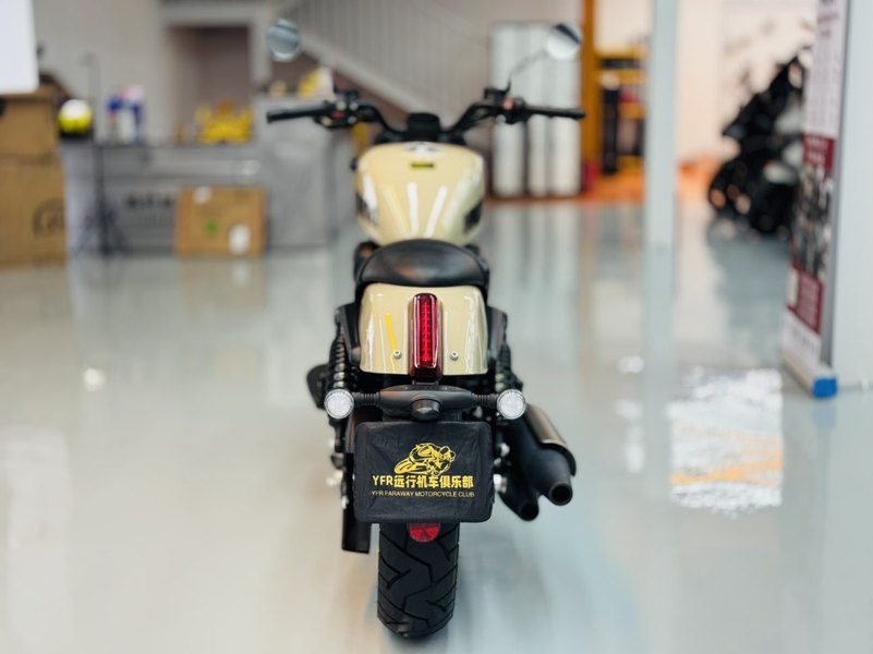 二手QJMOTOR闪300