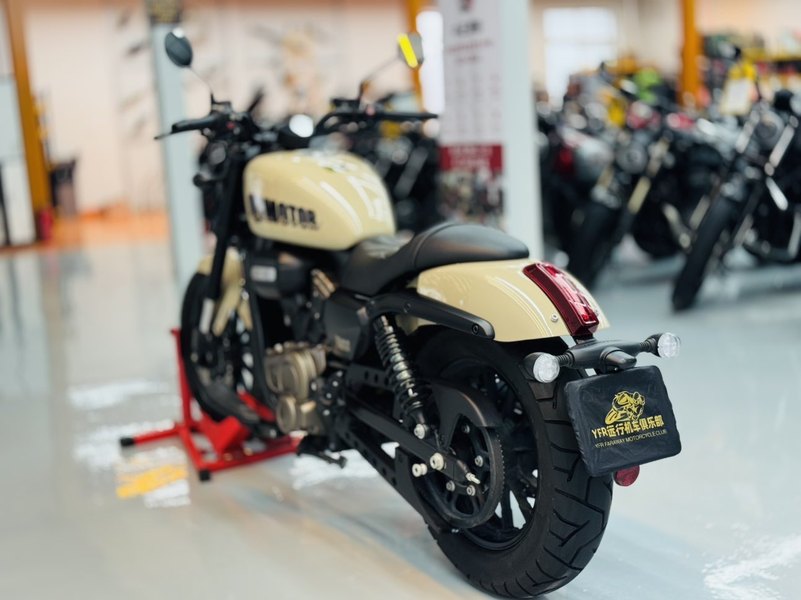 二手QJMOTOR闪300