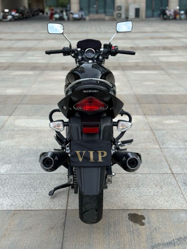 二手豪爵铃木骊驰 GW250