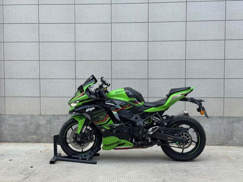 二手川崎ZX-4R