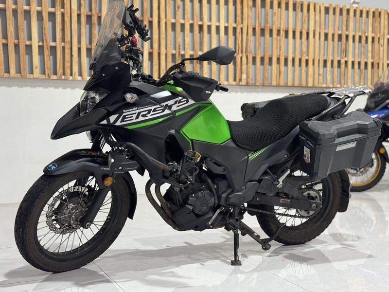 二手川崎Versys-X 300 