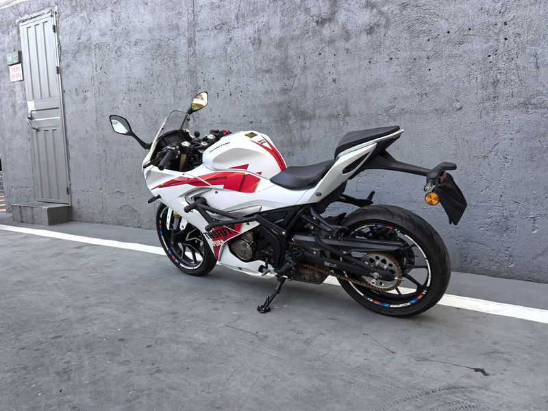 二手QJMOTOR赛250