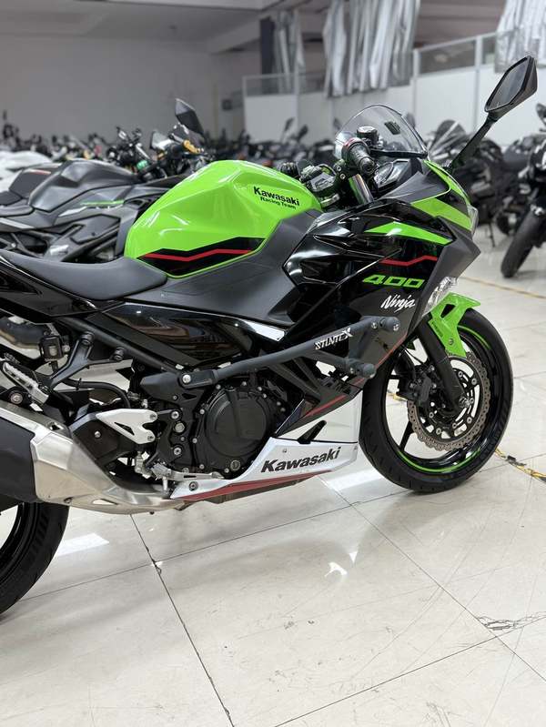 二手川崎Ninja 400