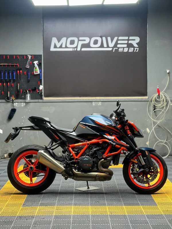 二手KTMR2R1290 Super Duke