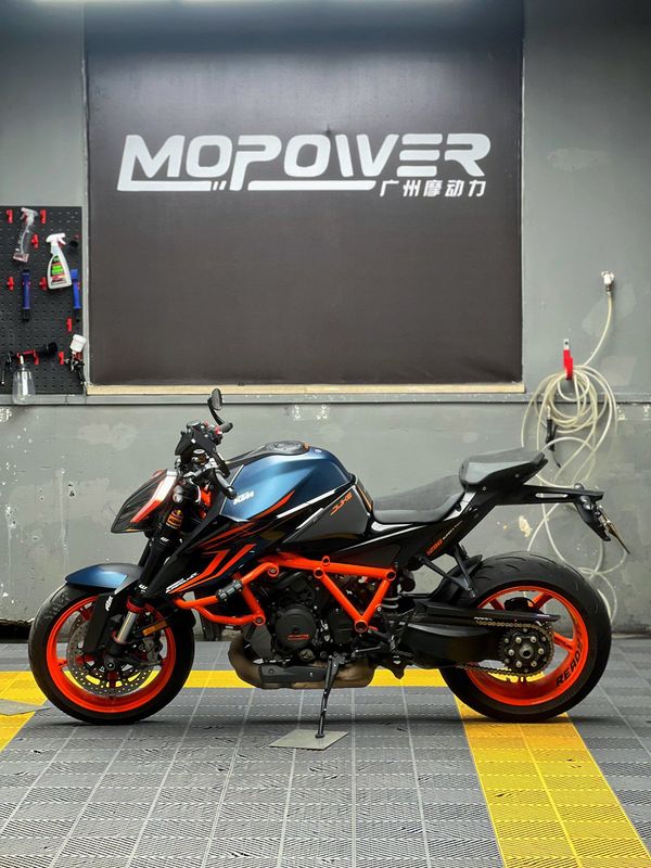 二手KTMR2R1290 Super Duke