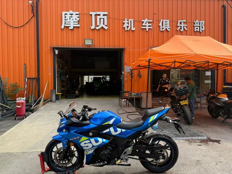 二手豪爵铃木GSX250R
