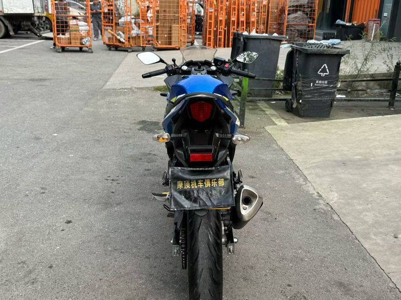 二手豪爵铃木GSX250R