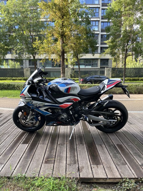 二手宝马M 1000 RR