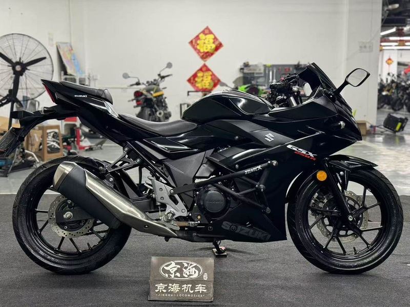 二手豪爵铃木GSX250R