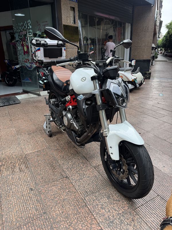 二手贝纳利蓝宝龙 BN302S