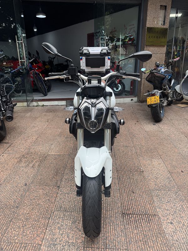 二手贝纳利蓝宝龙 BN302S