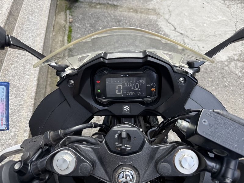 二手豪爵铃木GSX250R