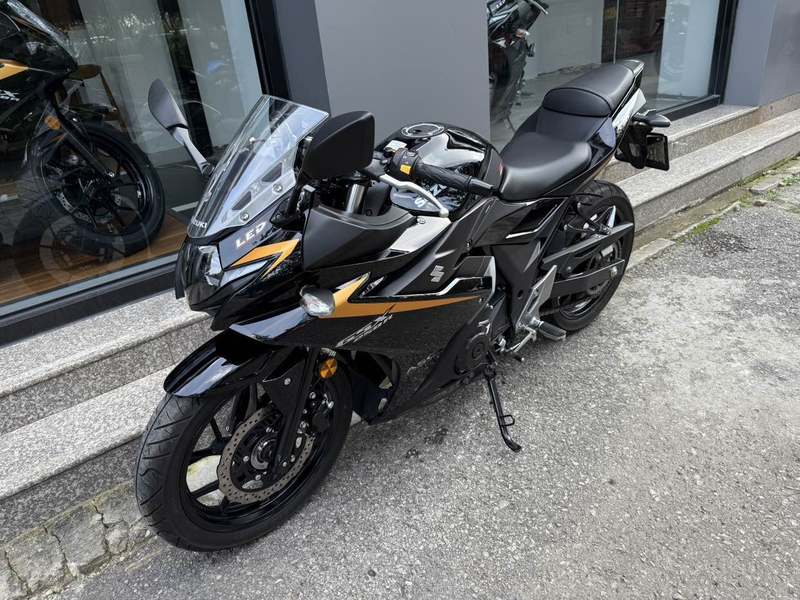 二手豪爵铃木GSX250R