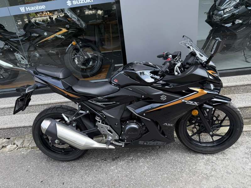 二手豪爵铃木GSX250R