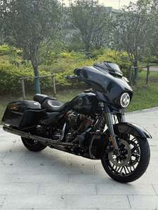 二手哈雷戴维森大道滑翔 Street Glide