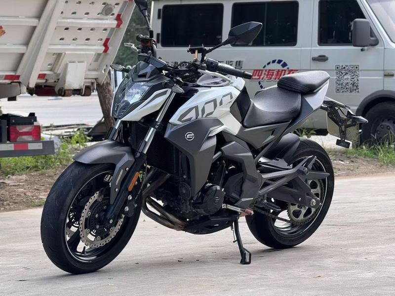 二手春风400NK