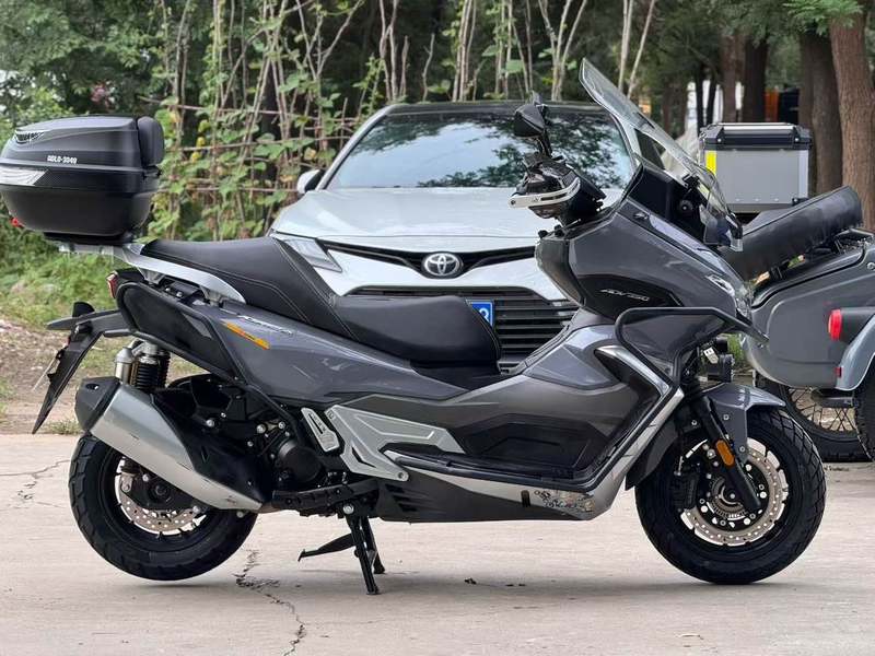 二手大阳V锐 ADV350