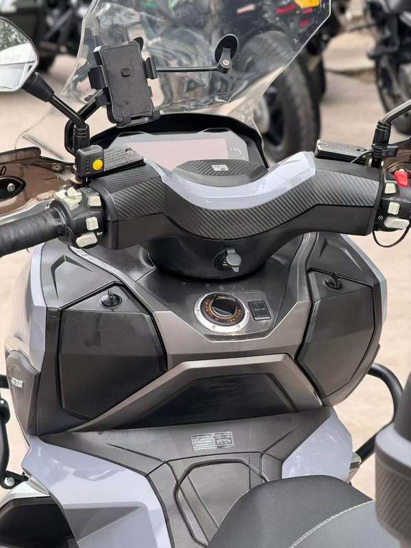 二手大阳V锐 ADV350