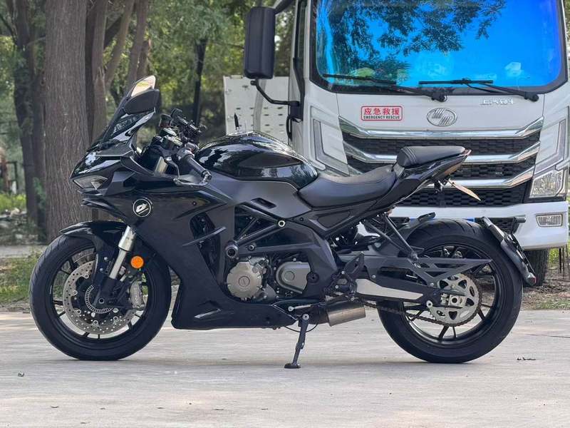 二手QJMOTOR赛600