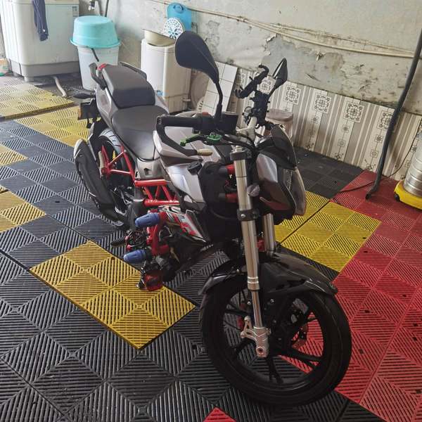 二手贝纳利红宝龙 TNT150i