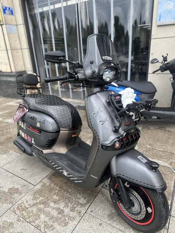 二手维多利亚Sixties 300i