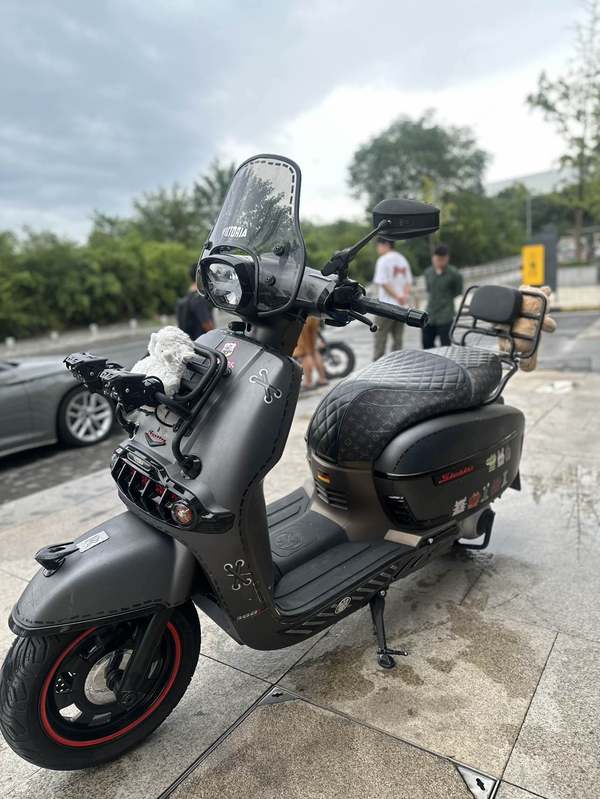 二手维多利亚Sixties 300i