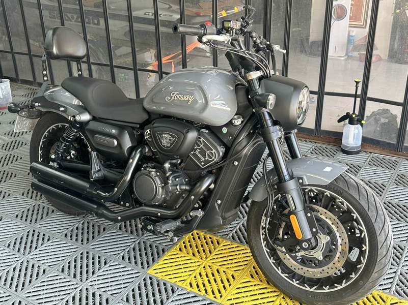 二手庄威V400