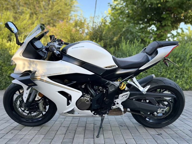 二手QJMOTOR赛800
