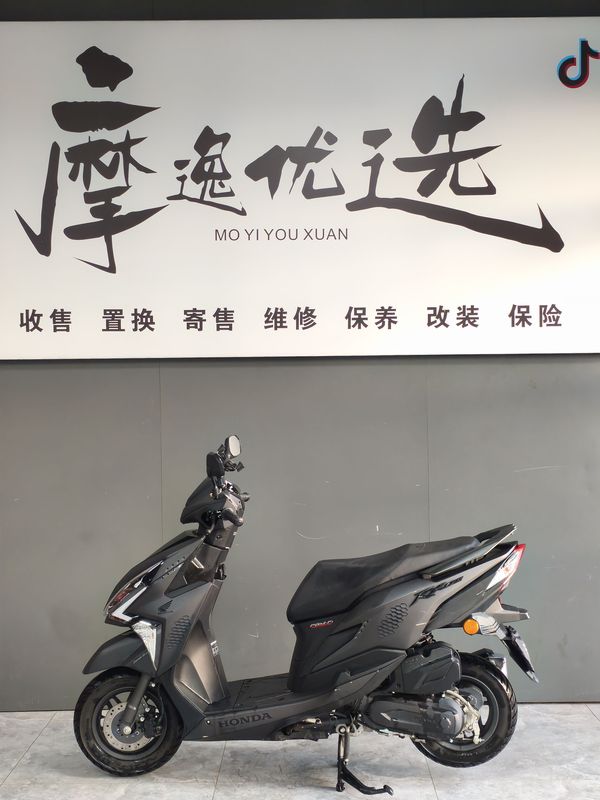 二手新大洲本田裂行 RX125Fi