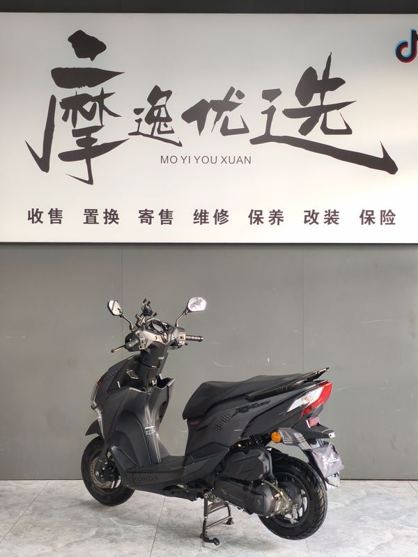二手新大洲本田裂行 RX125Fi
