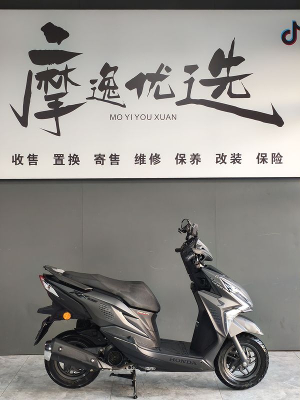 二手新大洲本田裂行 RX125Fi