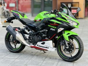 二手川崎Ninja 400