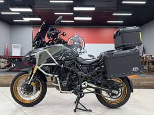 二手贝纳利TRK702