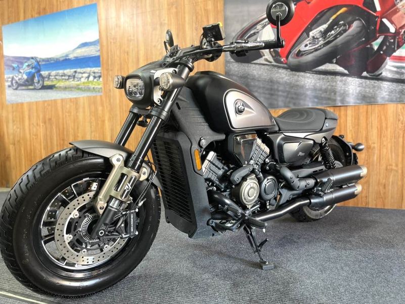 二手QJMOTOR闪600