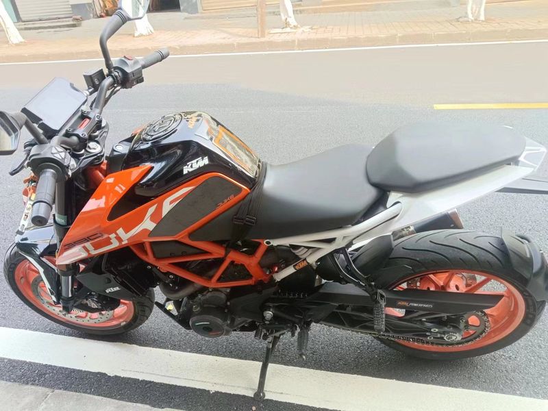 二手KTMR2R390 Duke