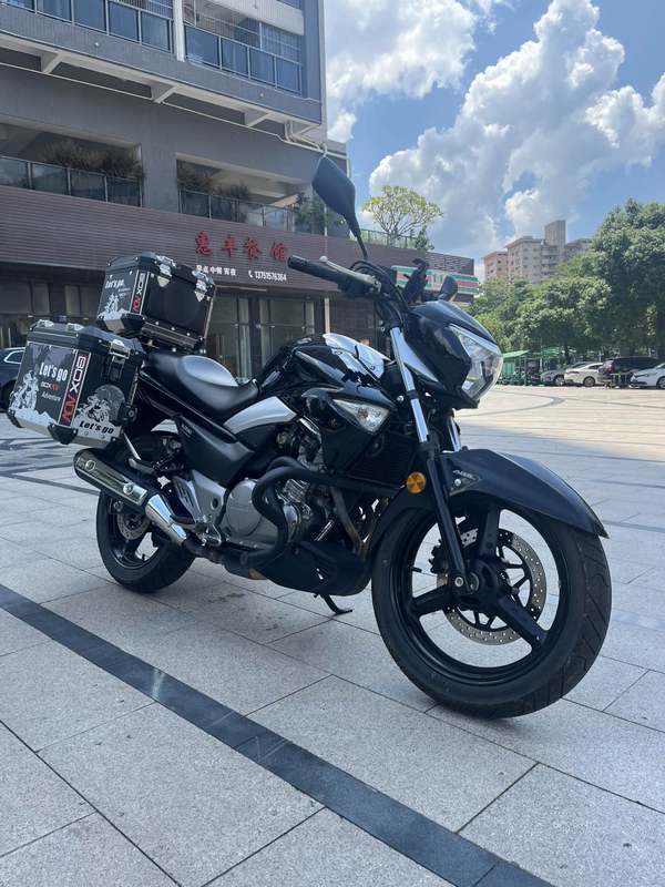 二手豪爵铃木骊驰 GW250