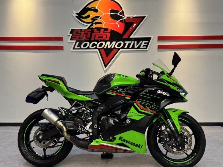 二手川崎ZX-4R