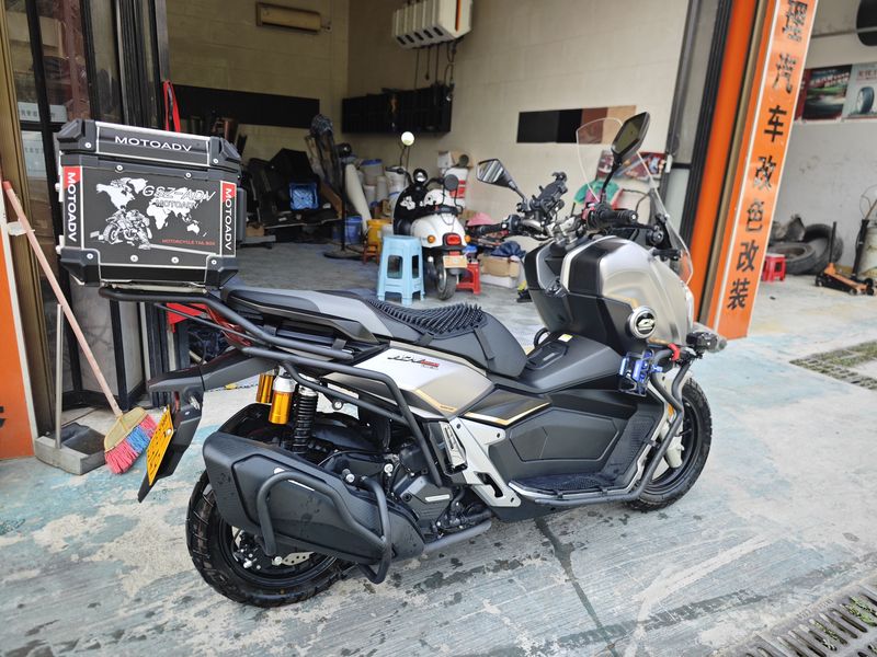二手QJMOTOR鸿250ADV