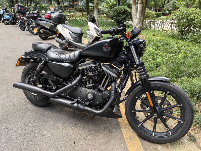二手哈雷戴维森Iron883 硬汉
