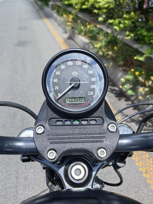 二手哈雷戴维森Iron883 硬汉