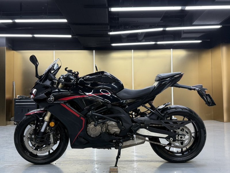 二手QJMOTOR赛600