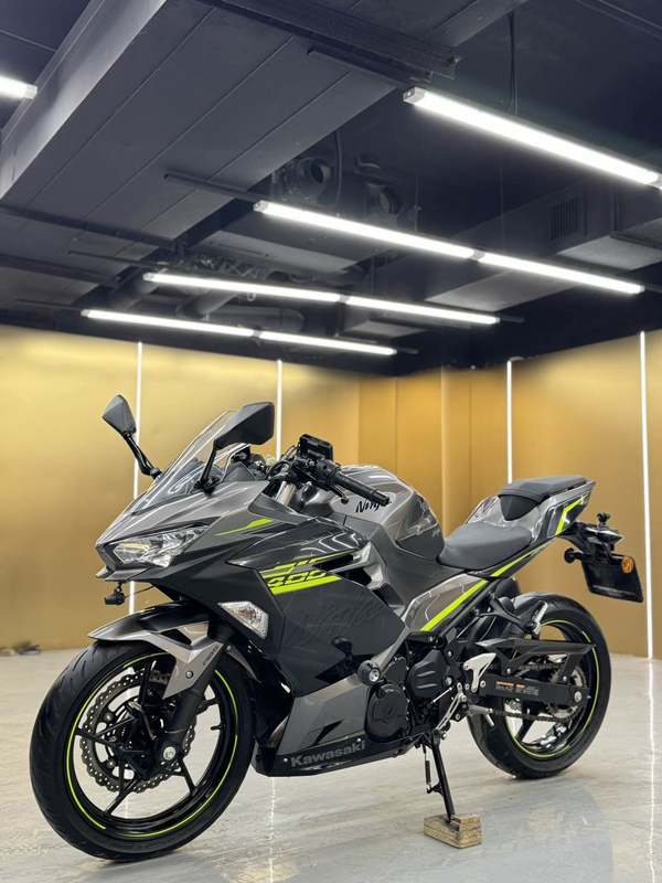 二手川崎Ninja 400