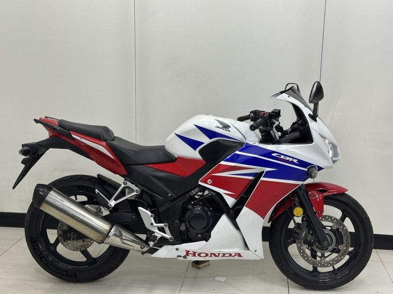 二手本田CBR300R