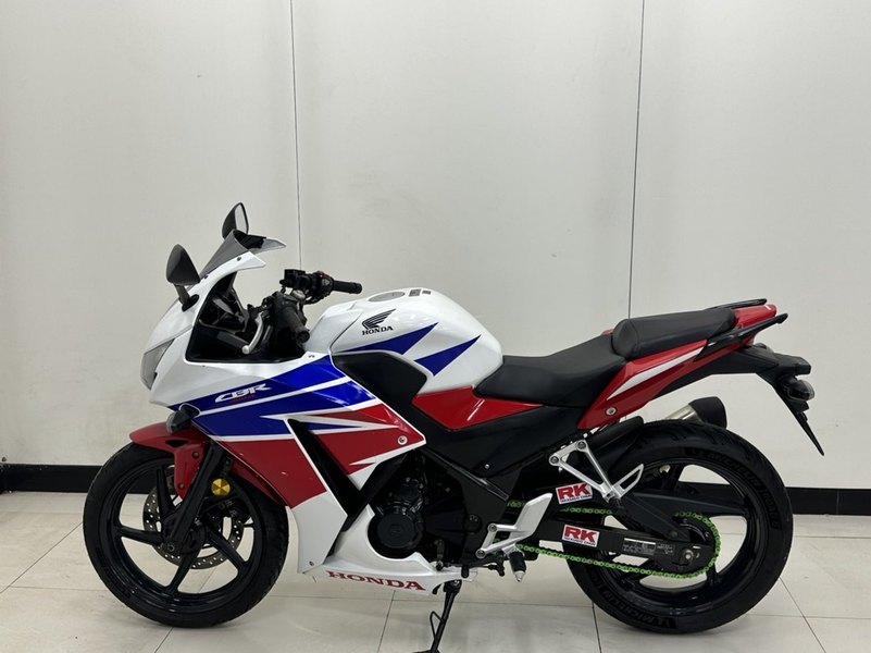 二手本田CBR300R